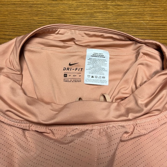 Nike Running Shorts - Picture 4 of 4